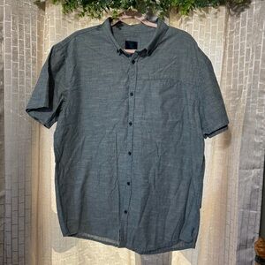 Prana Men's Short-Sleeve Button-Down Shirt in blue-tan
